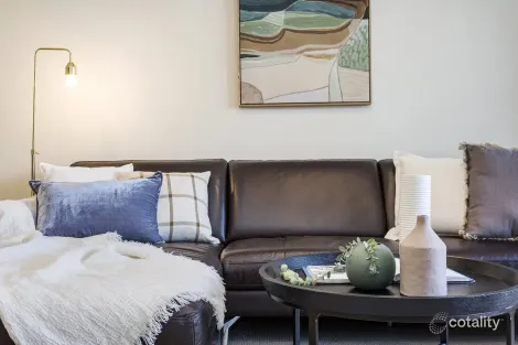 Property photo of 33/1 Juniper Drive Breakfast Point NSW 2137