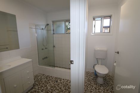Property photo of 2/21 Surf Parade Broadbeach QLD 4218