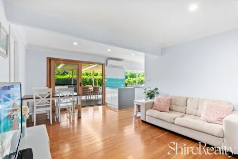 Property photo of 28 First Farm Drive Castle Hill NSW 2154