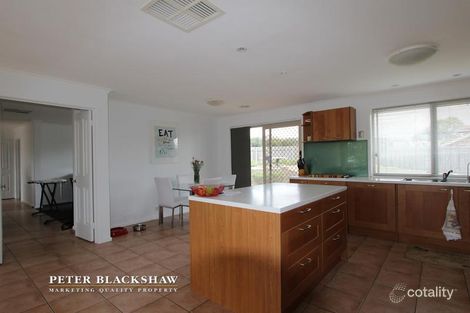 Property photo of 5 Cross Place Jerrabomberra NSW 2619