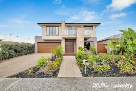 Property photo of 22 Flowerbloom Crescent Clyde North VIC 3978