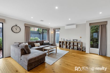 Property photo of 22 Flowerbloom Crescent Clyde North VIC 3978