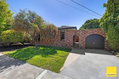 25 Desmond St, Strathdale, VIC 3550