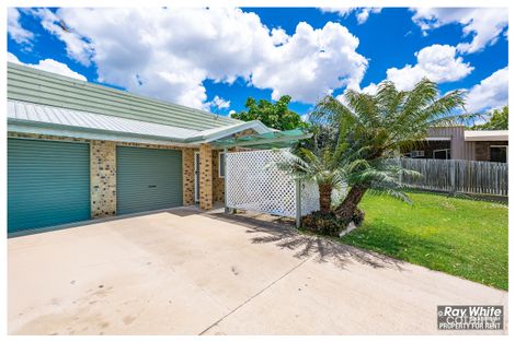 Property photo of 2/3 Catt Crescent Kawana QLD 4701