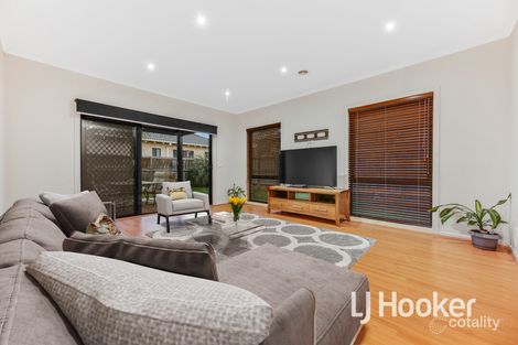 Property photo of 10 Bellerive Avenue Officer VIC 3809
