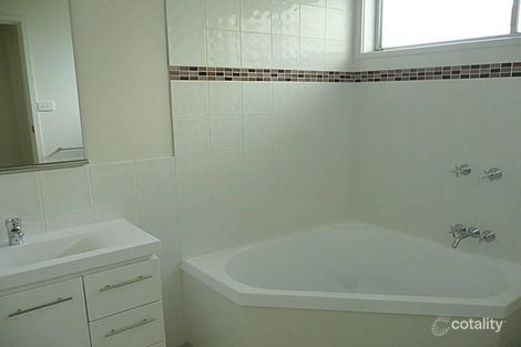 Property photo of 2 Canfield Crescent Traralgon VIC 3844