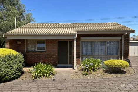 10 Shoppers Lane, Taylors Lakes, VIC 3038
