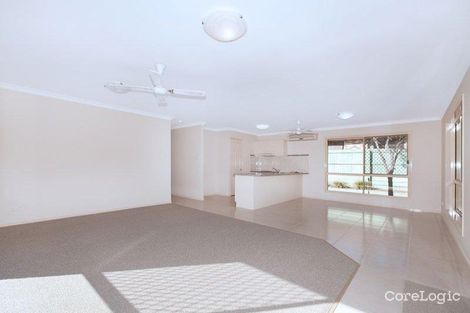 Property photo of 27 Rubicon Crescent Kuraby QLD 4112