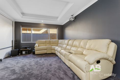 Property photo of 5 Nerium Way Sinagra WA 6065