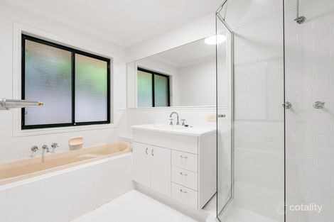 Property photo of 8 Heritage Drive Wellington Point QLD 4160