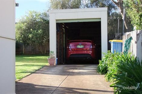Property photo of 19 Gilmore Avenue Mount Austin NSW 2650