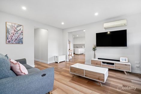 2/12 Bradford Dr, Carrum Downs, VIC 3201