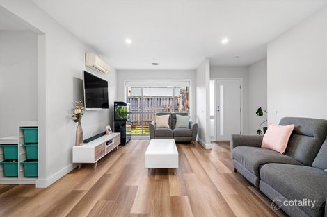 Property photo of 2/12 Bradford Drive Carrum Downs VIC 3201