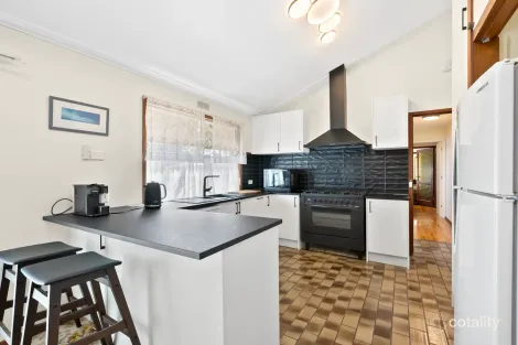 Property photo of 9 Gracefield Road Brown Hill VIC 3350