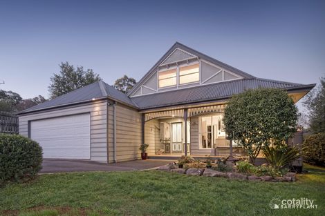 5 Royal Pde, Emerald, VIC 3782