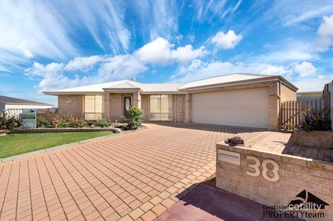 Property photo of 38 Oceanside Drive Wandina WA 6530