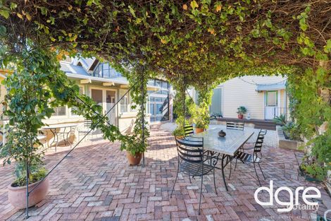 79 Wood St, White Gum Valley, WA 6162