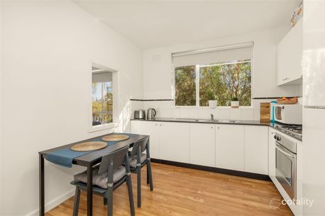 Property photo of 4B/200-202 Lower Heidelberg Road Ivanhoe East VIC 3079