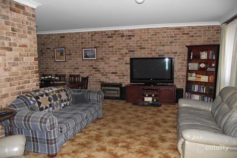 Property photo of 18 Bulbi Avenue Winmalee NSW 2777
