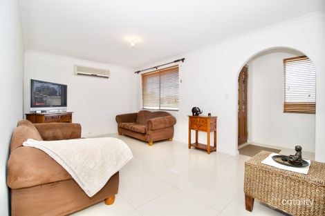 Property photo of 2 Caspian Mews Waikiki WA 6169