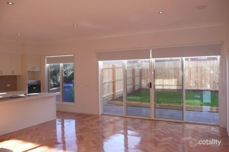 Property photo of 21 Valley Parade Glen Iris VIC 3146