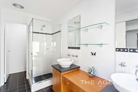 Property photo of 9 Bocklin Road Ashby WA 6065
