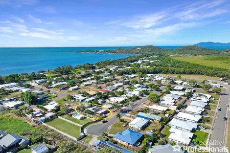 Property photo of 16 Oak Crescent Bowen QLD 4805