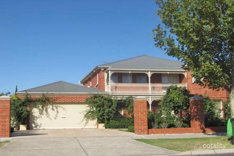 13 Mccubbin Dr, Taylors Lakes, VIC 3038