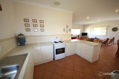 Property photo of 2 Straight Street Hat Head NSW 2440