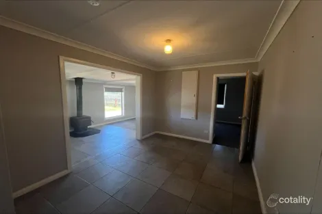 Property photo of 2 Hicks Court Traralgon VIC 3844