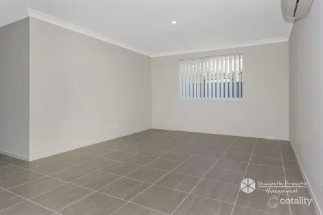 Property photo of 9 Burlington Close Cameron Park NSW 2285