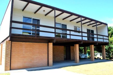 Property photo of 69 Macquarie Road Mannering Park NSW 2259