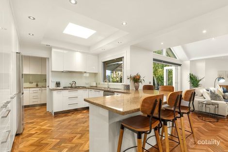 Property photo of 24 The Glen Donvale VIC 3111