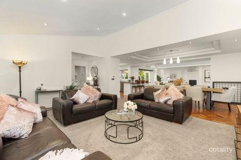 Property photo of 24 The Glen Donvale VIC 3111