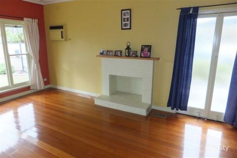 Property photo of 4 Princes Crescent Shepparton VIC 3630
