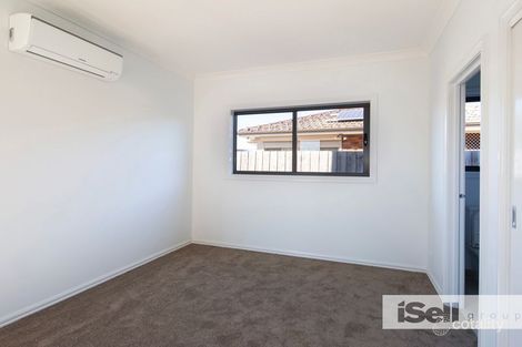 Property photo of 3/31 Lightwood Road Springvale VIC 3171
