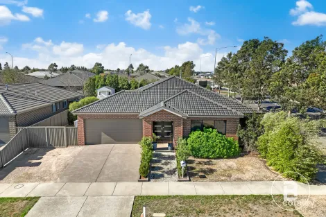 27 Mccallum St, Lucas, VIC 3350