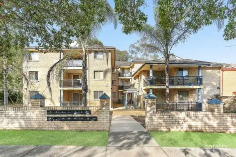 6/51 Cairds Ave, Bankstown, NSW 2200
