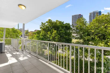 Property photo of 10/66 Queen Street Southport QLD 4215
