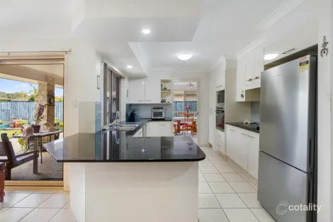 Property photo of 181 Botanical Circuit Banora Point NSW 2486