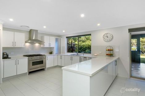 Property photo of 6 Lewis Close Warriewood NSW 2102