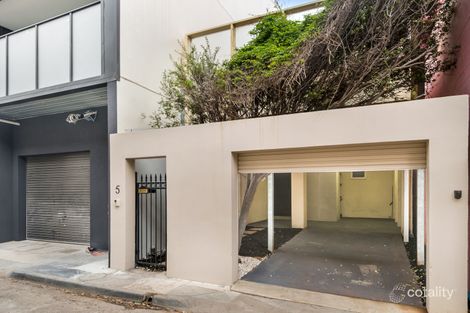 Property photo of 5 Bleakhouse Lane Albert Park VIC 3206