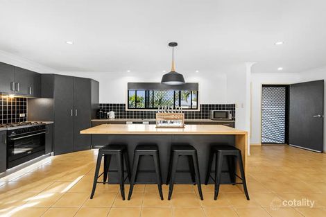 Property photo of 5 Lakeside Drive Burrum Heads QLD 4659