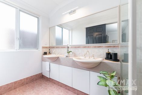 Property photo of 18 Rainham Avenue Mindarie WA 6030