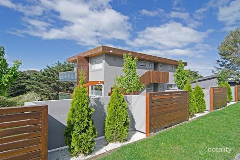 245 Churchill Ave, Sandy Bay, TAS 7005