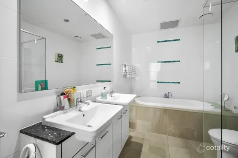 Property photo of 2403/22 Surf Parade Broadbeach QLD 4218
