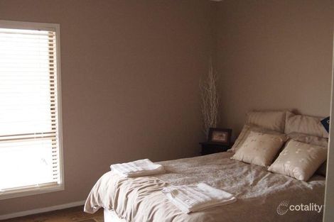 Property photo of 14 Wheatley Court Regency Downs QLD 4341