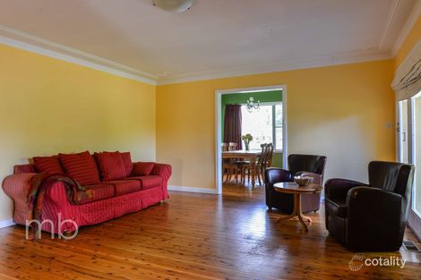Property photo of 16 Alkira Way Orange NSW 2800