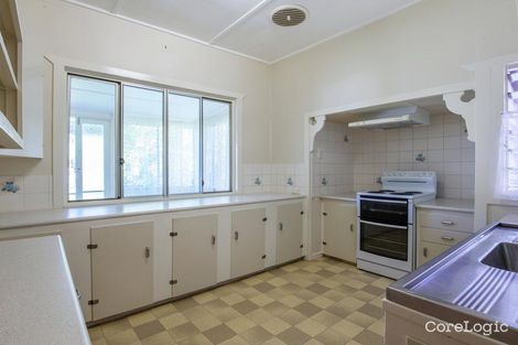 Property photo of 27 Mole Avenue Southport QLD 4215