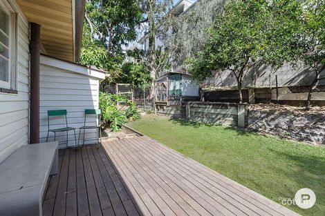 Property photo of 104 Lade Street Coorparoo QLD 4151